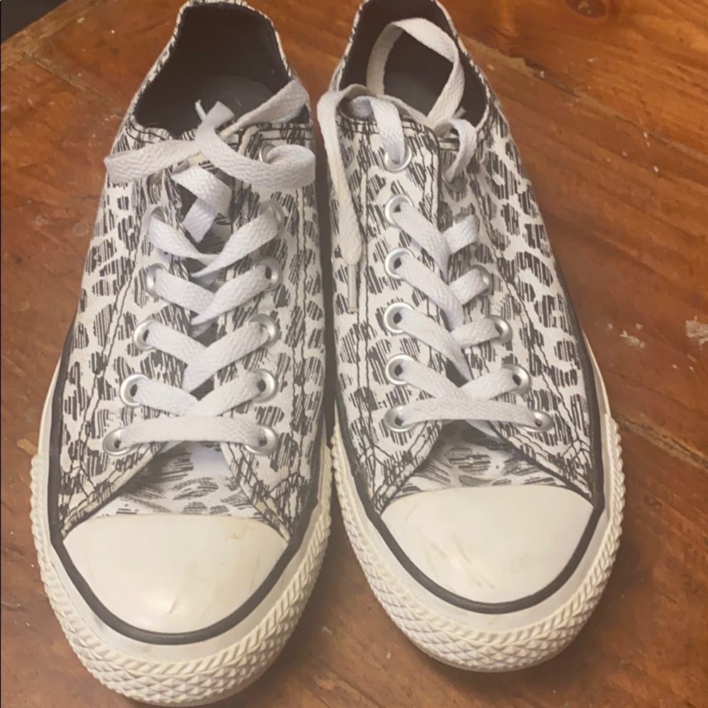 Black and white leopard Converse